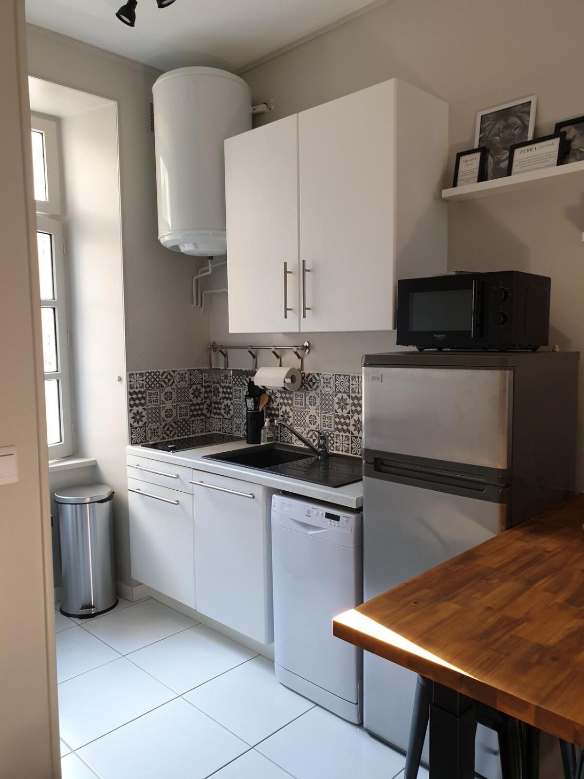 Contemporain - 50 Metres - Proche Centre Appartement