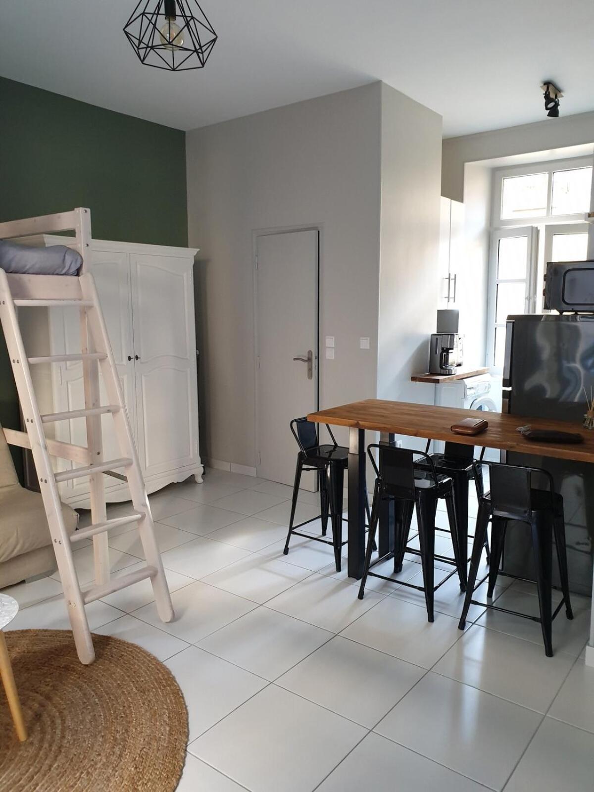 Appartement Contemporain - 50 Metres - Proche Centre *